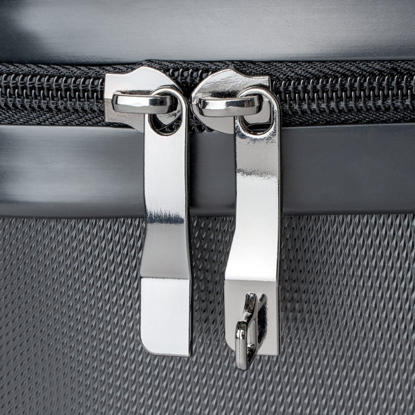 Signature Cabin Roller Suitcase